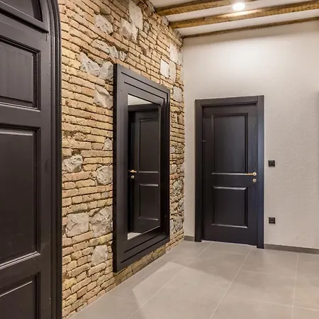 Royal “aurato” Apartment Split